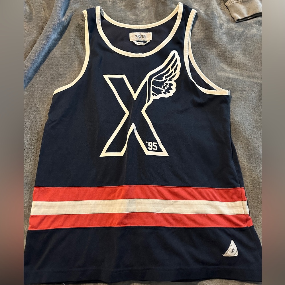 10 deep tank top